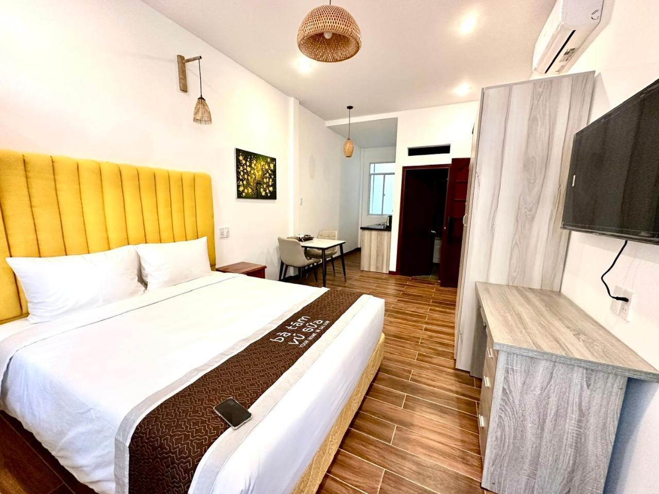 Ba Tam Vu Sua Homestay *
