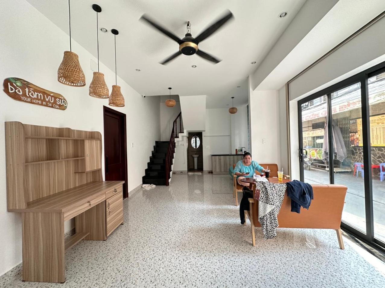 Ba Tam Vu Sua Homestay *